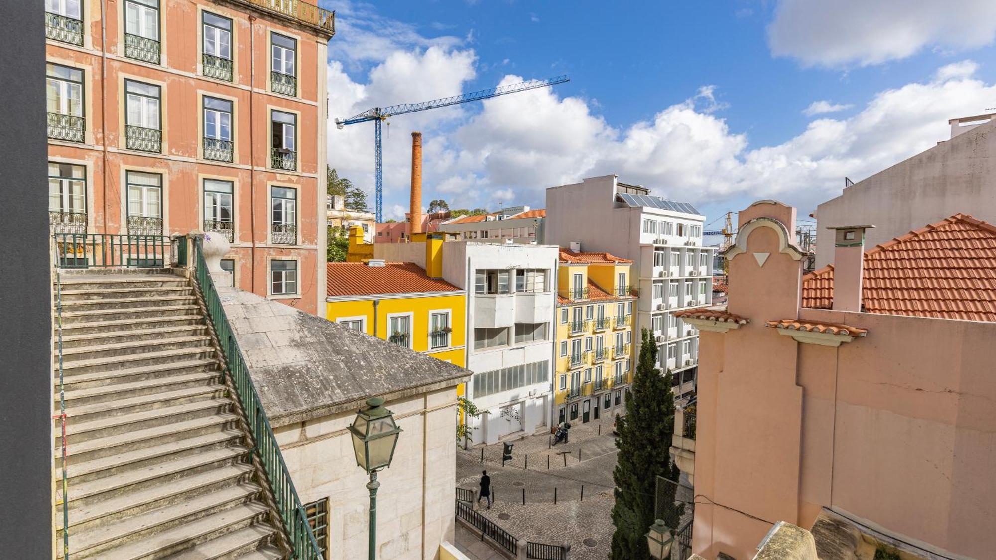 Classy 2Bdr House With Balcony By Lovelystay Lisboa Eksteriør billede